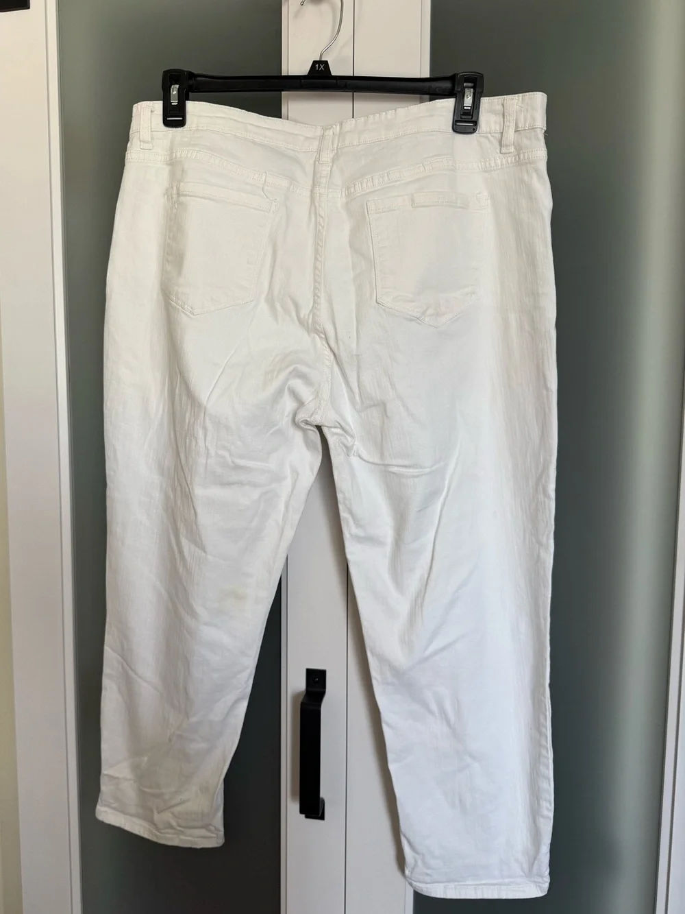 Vintage America White Stretch Cropped Jeans
